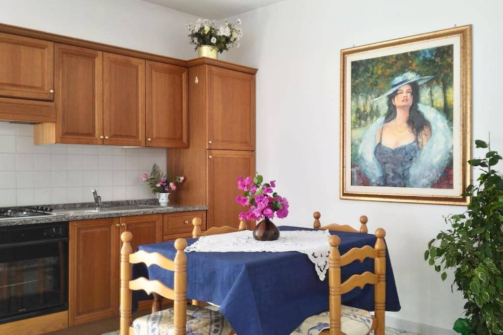 Casa Vacanze Vista Mare Mela B Lipari  Bagian luar foto
